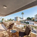 아파트 Sunny 2br Pool Terrace Seaview *