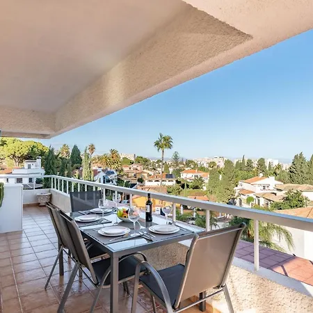Sunny 2br Pool Terrace Seaview Appartement